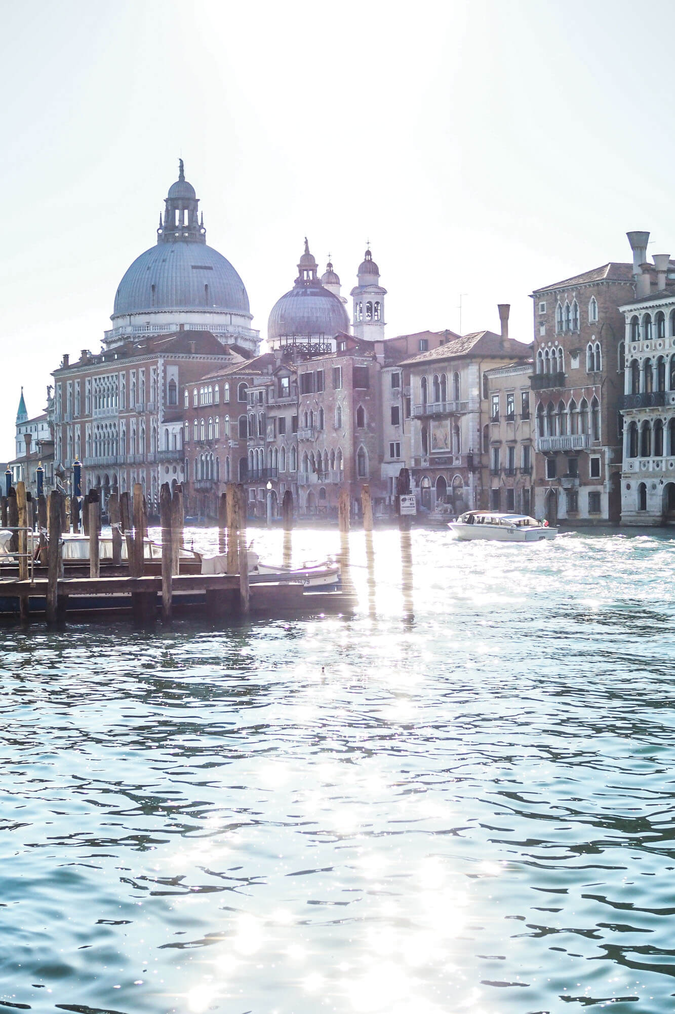 Canal, Venice - Travel photographer